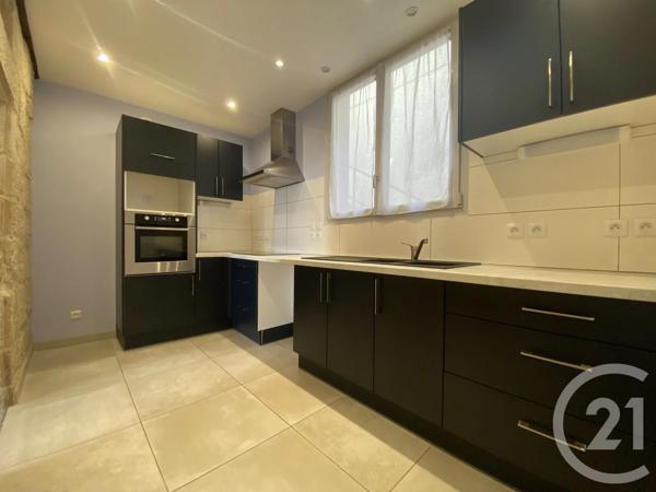 Appartement F3 à vendre  3 pièces - 65,21 m 2   DOLE  - 39