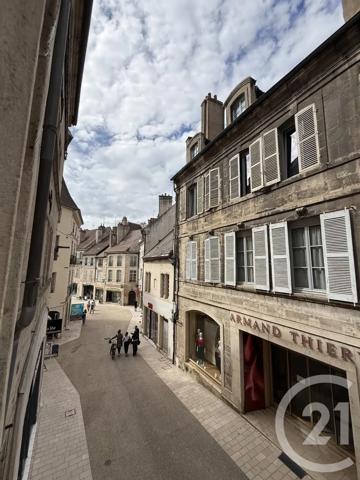 Appartement F3 à vendre  3 pièces - 65,21 m 2   DOLE  - 39