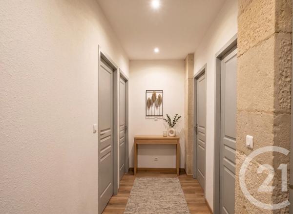 Appartement F3 à vendre  3 pièces - 65,21 m 2   DOLE  - 39