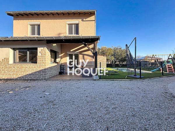 Maison familiale avec piscine + 4 chambres - 71870 HURIGNY