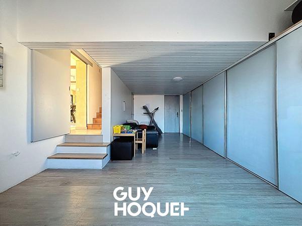 Maison familiale avec piscine + 4 chambres - 71870 HURIGNY