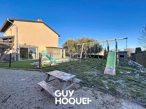 Maison familiale avec piscine + 4 chambres - 71870 HURIGNY