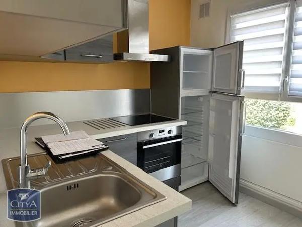 Appartement à louer 2 pièces 45.54m² Saumur (49400)