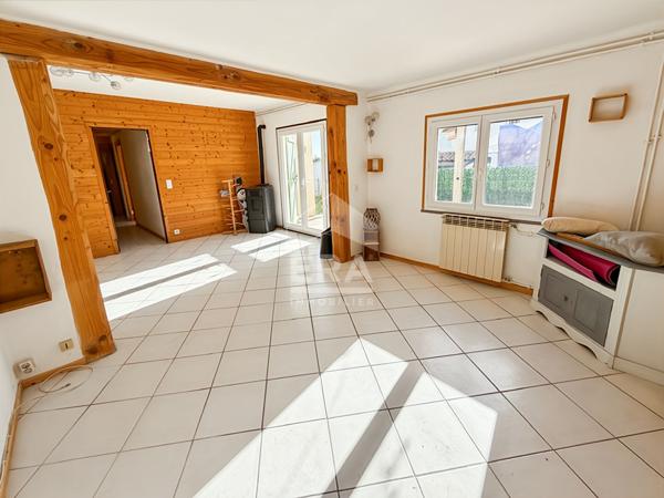 LES PENNES MIRABEAU- EXCLUSIVITE - Maison T3 de 70 m2 sur 580 m² de terrain avec garage
