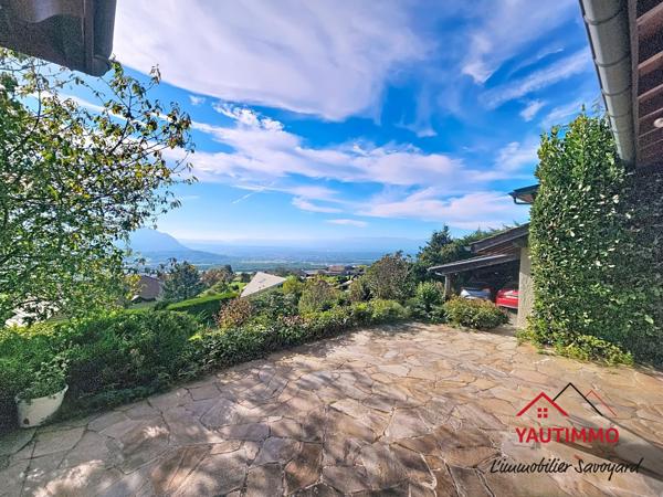 Lucinges (74380) Maison de plain-pied 6 pièces avec vue panoramique sur le Jet d’eau à Cranves-Sales limite Lucinges