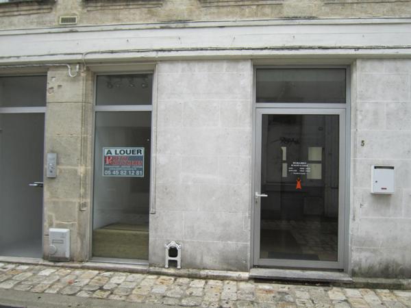 Location local commercial Cognac - 2 pièce(s) - 43 m² - 545 €/mois