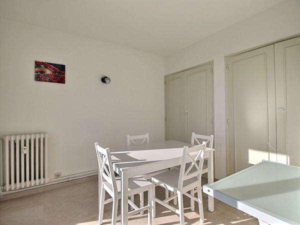 A louer- Avignon - Appartement meublé Avignon 3 pièces de 68.55 m2- secteur Rotondes