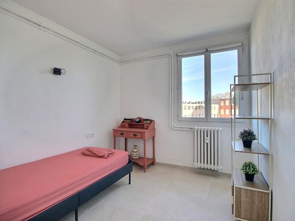 A louer- Avignon - Appartement meublé Avignon 3 pièces de 68.55 m2- secteur Rotondes