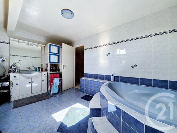 Maison à vendre  7 pièces - 154 m 2   LURE  - 70