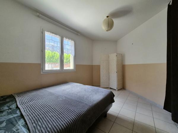 Jolie Villa avec garage de plain pied.