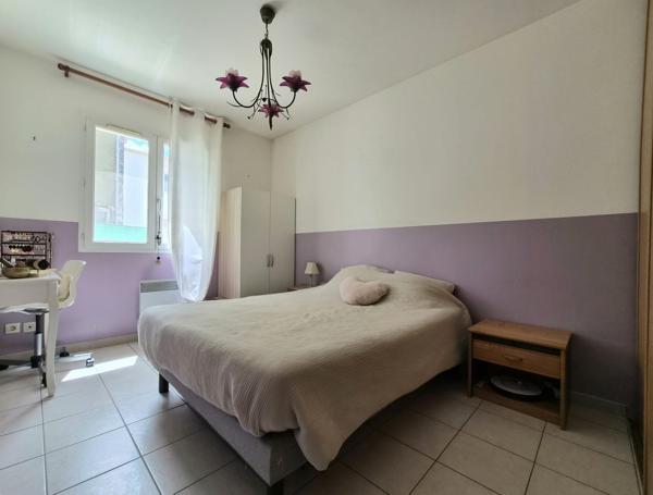 Jolie Villa avec garage de plain pied.