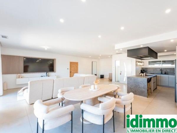 CARBONNE (31390) - VILLA DE 200 m² - CONSTRUCTION RÉCENTE AVEC DES PRESTATIONS HAUT DE GAMME Carbonne (31390)