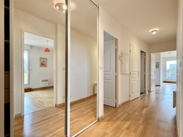 APPARTEMENT REZE SAINT PAUL