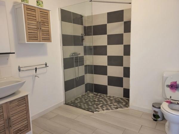 Immeuble à vendre SAINT LOUP LAMAIRE (79) Terrain aménagé 3340 m²