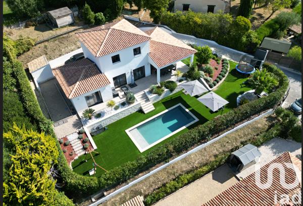 Maison à vendre 5 pièces 1 003 m² Vence