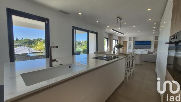 Maison à vendre 5 pièces 1 003 m² Vence