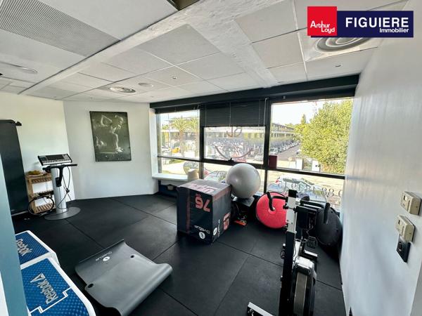 BUREAUX À LOUER EN PLEIN COEUR DE LA ZONE DES JALASSIÈRES