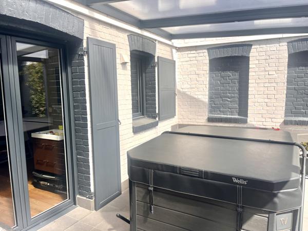 Maison 8 pièces - 250 m²