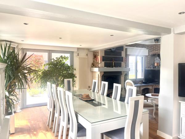 Maison 8 pièces - 250 m²
