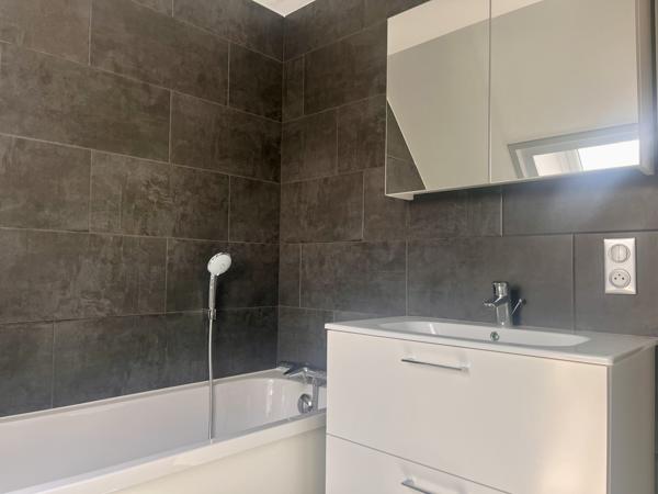 Maison 8 pièces - 250 m²