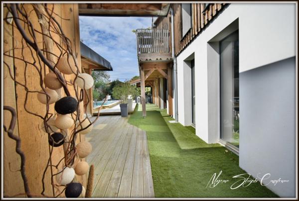 Superbe maison à vendre 8 pièces SOUSTONS (40) PROCHE DU LAC AU CALME.