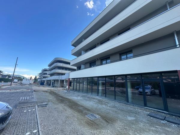 Viviers du lac: Superbe T4 de 84 m² avec vue imprenable sur le Revard !