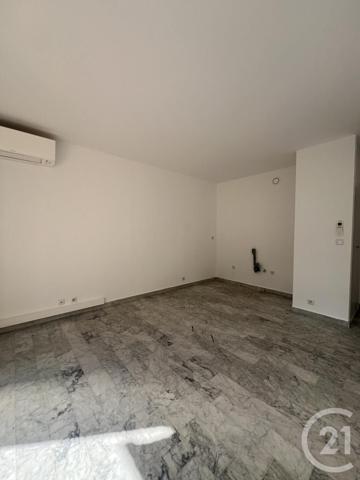 Appartement F1 à vendre  1 pièce - 23 m2 VENCE - 06