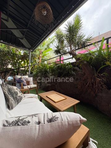 À louer – maison meublée avec charme et cour intérieure - 69m² surface utile, 49m² surface habitable.