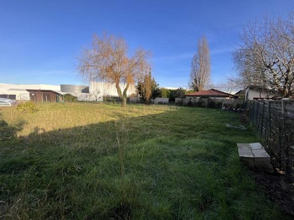 Terrain à vendre 125 350 € Saint-Paul-lès-Dax 735 m² DPE