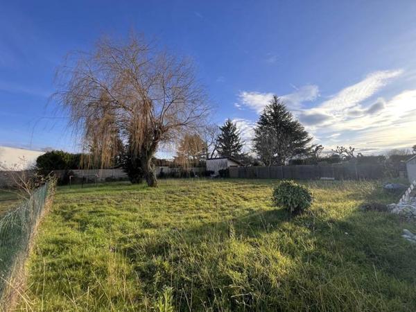 Terrain à vendre 125 350 € Saint-Paul-lès-Dax 735 m² DPE