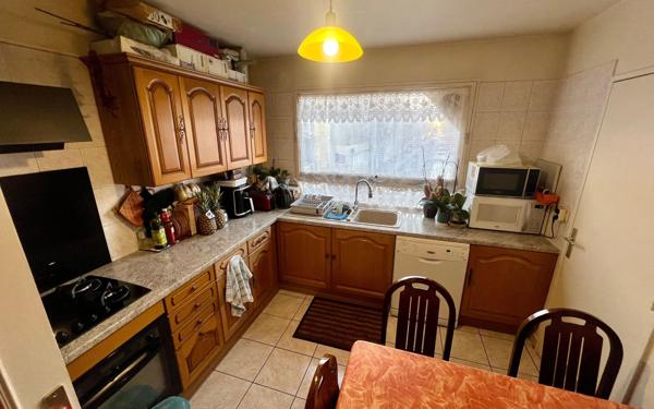 Appartement à vendre    3 pièces • 70,18 m2 Le Blanc-Mesnil