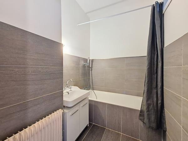 APPARTEMENT T3 - GRENOBLE - SAINT-BRUNO