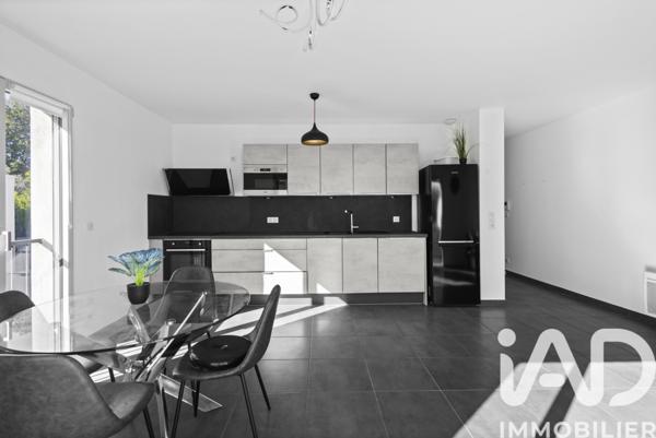 Appartement à vendre 3 pièces 56 m² Fuveau