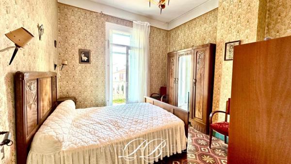 Maison  de Village T4 avec Jardin , garage ,dependances