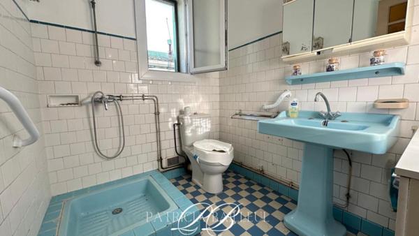 Maison  de Village T4 avec Jardin , garage ,dependances