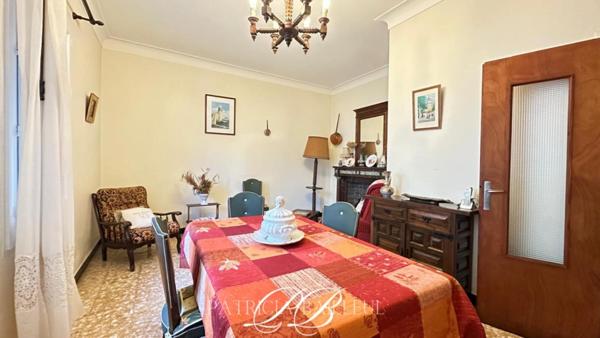 Maison  de Village T4 avec Jardin , garage ,dependances