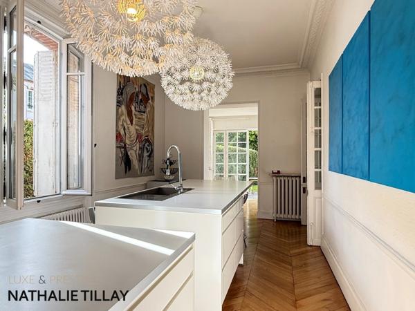 Orléans, Dunois, maison bourgeoise à vendre de 265 m² avec jardin et garage