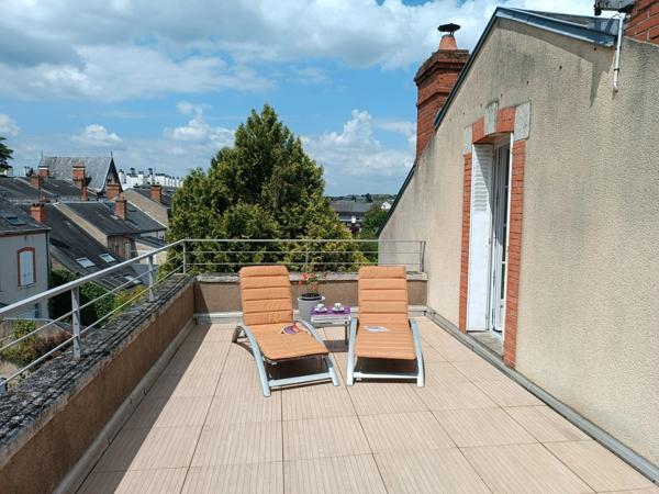 Orléans, Dunois, maison bourgeoise à vendre de 265 m² avec jardin et garage
