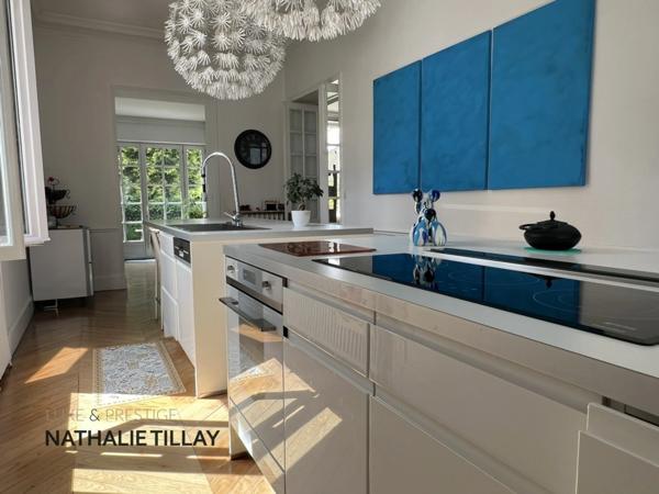 Orléans, Dunois, maison bourgeoise à vendre de 265 m² avec jardin et garage