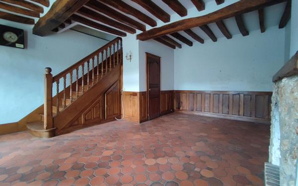 Maison à vendre    5 pièces •  Domptin