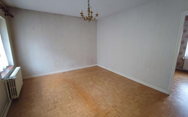 Maison à vendre    5 pièces •  Domptin