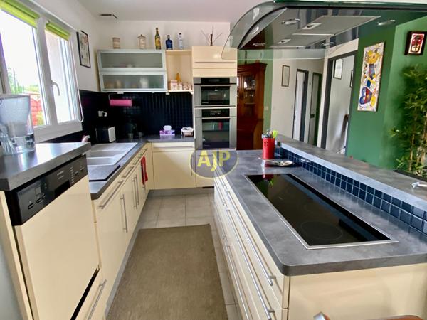 Vente maison Hourtin : 388 000 € - AJP Hourtin Immobilier