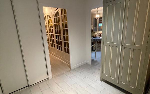 Maison à vendre    5 pièces •  Saint-Martin-de-Ré