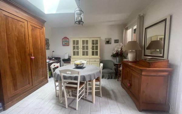 Maison à vendre    5 pièces •  Saint-Martin-de-Ré