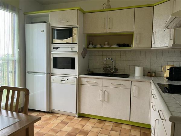 Appartement à louer 1 222 € CC ACHERES 4 p 85 m² DPE E