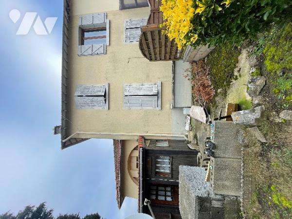 MAISON MITOYENNE DES DEUX COTES A RENOVER