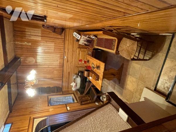 MAISON MITOYENNE DES DEUX COTES A RENOVER