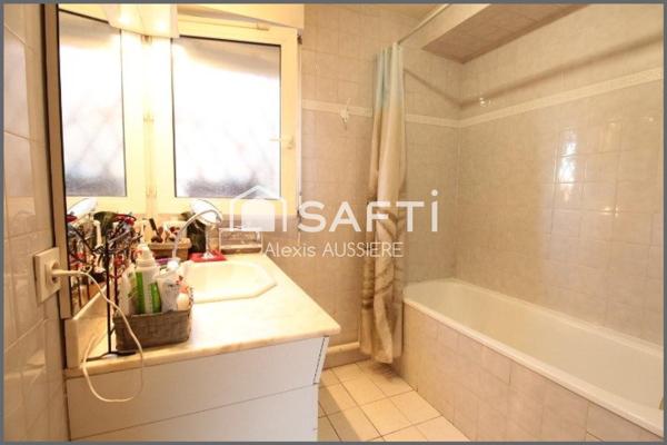 APPARTEMENT  DUPLEX 70 M2 A DEUX PAS DU METRO LIGNE 11