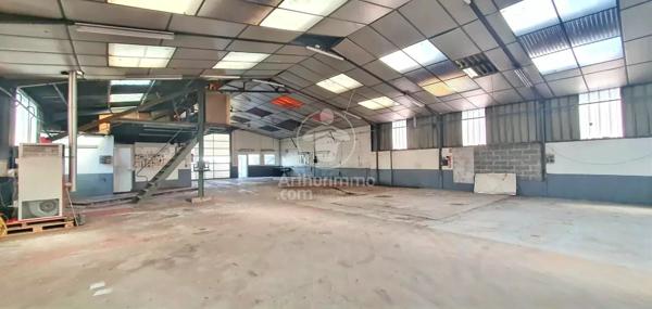Vente Local commercial 10 pièces 610 m2 à Déville-Lès-Rouen