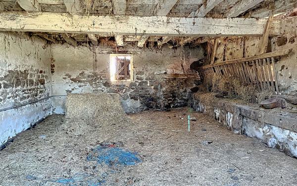 Maison à vendre    1 pièce •  Montmarault